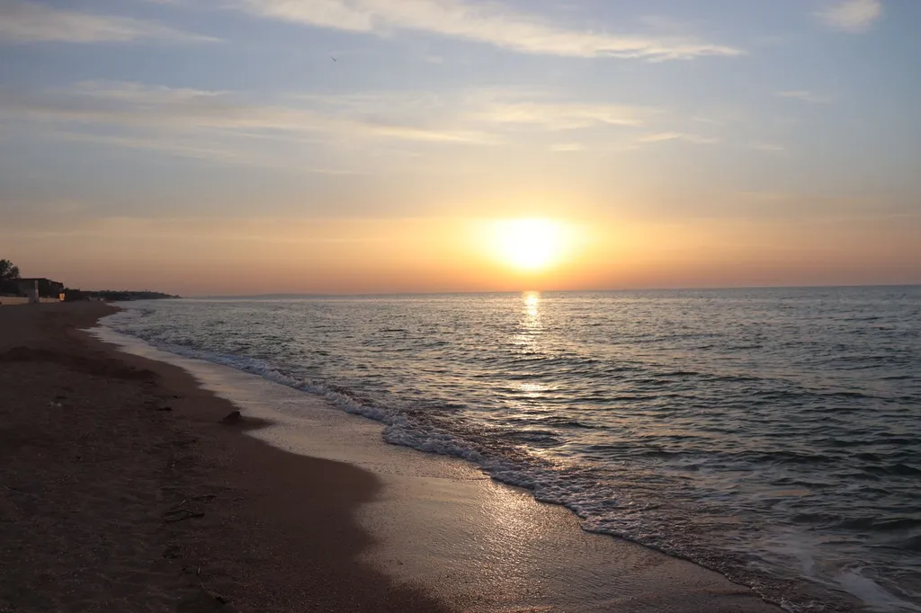 Коттедж с бассейном Азовочка