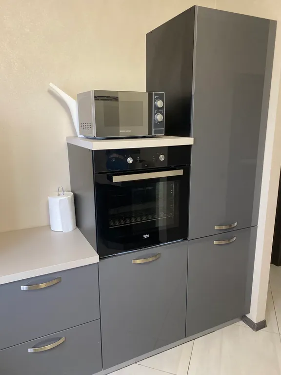 Прекрасная 2-комнатная квартира в хорошем доме и районе