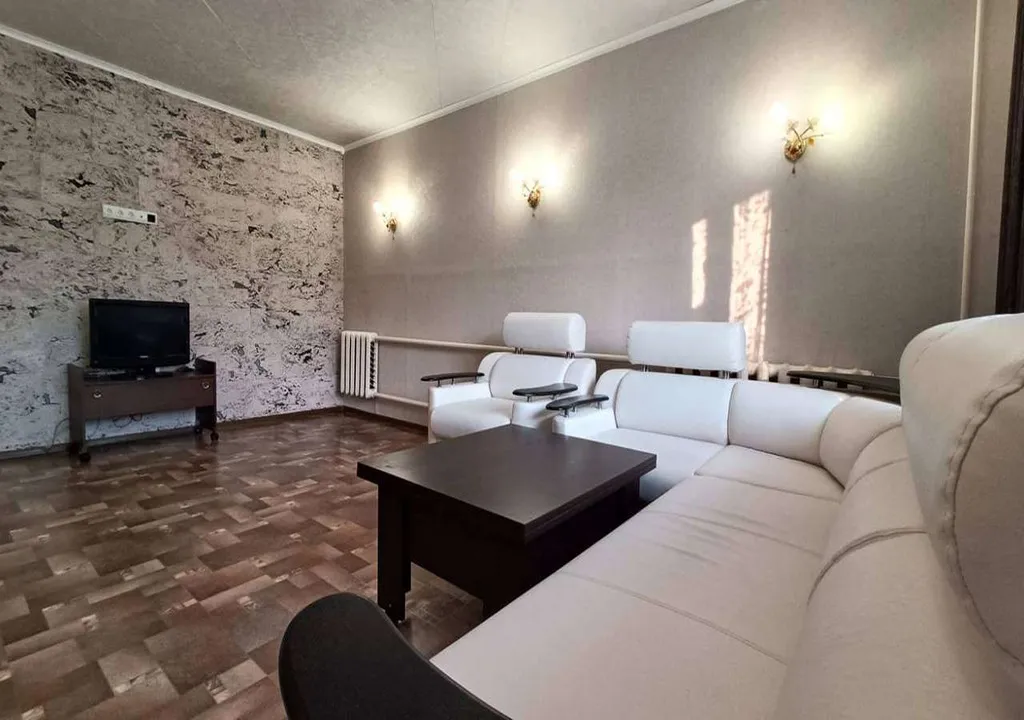 Хорошо как дома на Ракитина