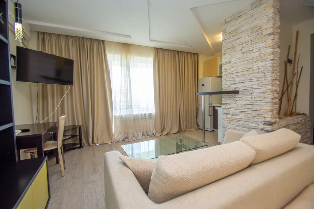 Однокомнатный апартамент "Андеграунд" с видом на море