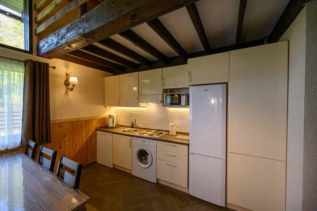 Коттедж № 1