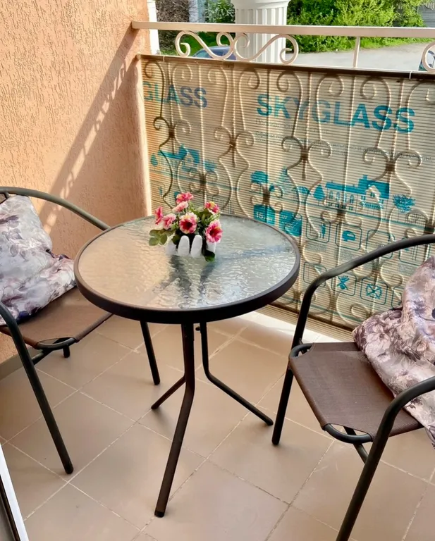 Уютные апартаменты со вторым этажом в бухте Омега