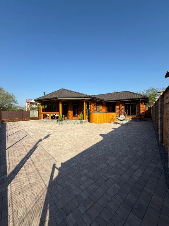 Комфортабельный дом из сруба в живописном месте