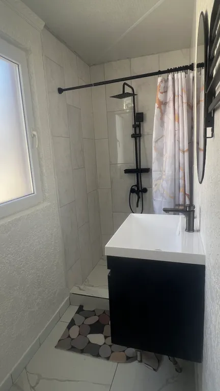 Четырехкомнатная квартира у моря 250 метров