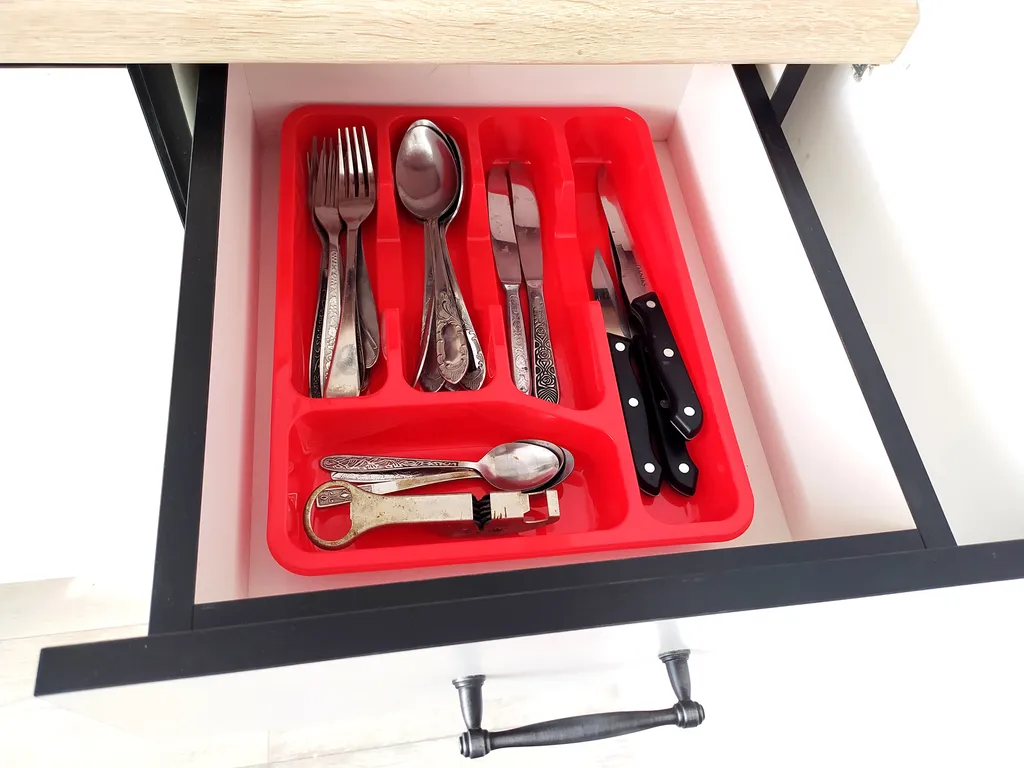 Белый Лофт в районе Крымского рынка