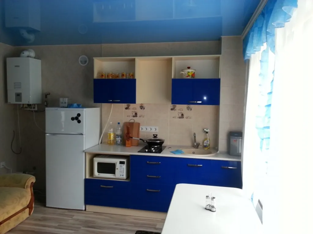 Уютная квартира у лечебного озера, рядом санатории — аренда посуточно в Саки