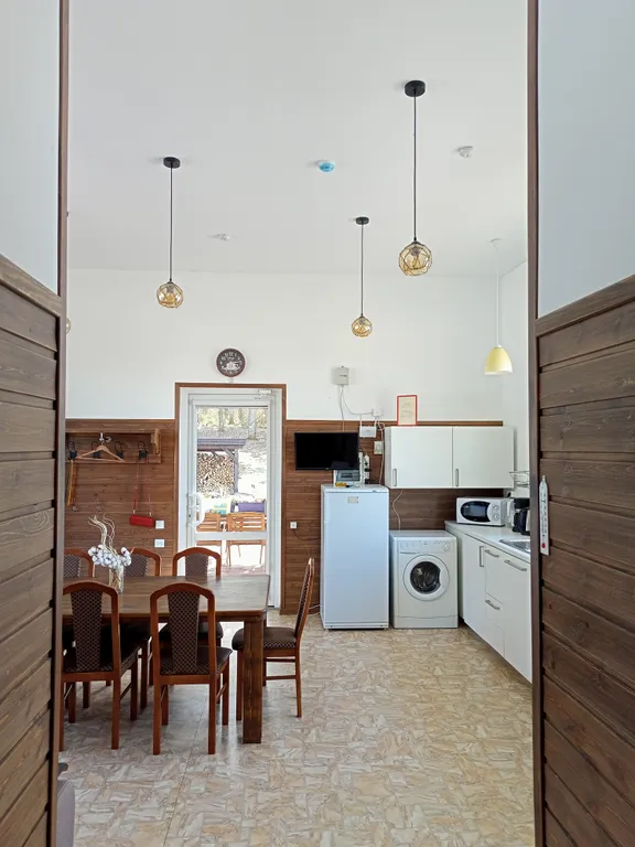 4-комнатный Дом