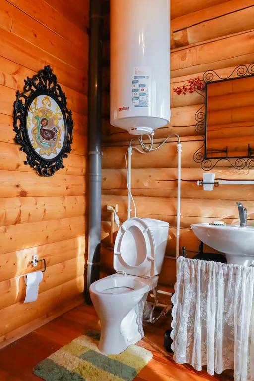 Огромная фамильная усадьба с баней на берегу водохранилища