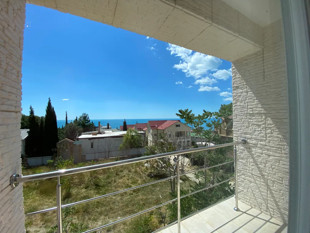 Дом в Гаспре рядом с заповедником возле Солнечной тропы