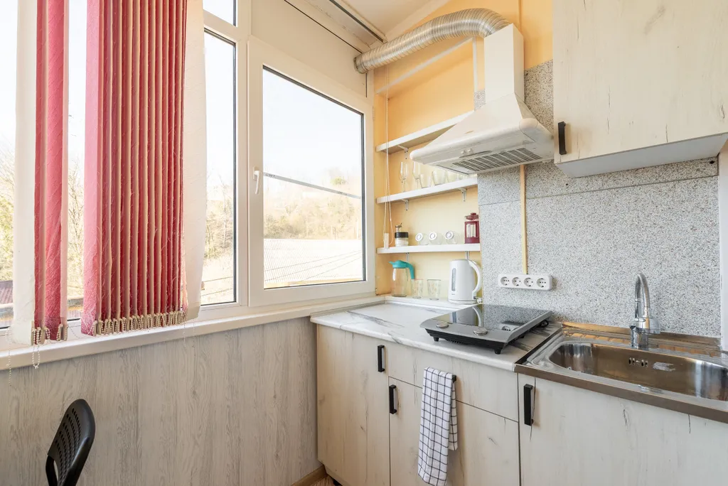 Небольшая уютная студия 18 минут до моря