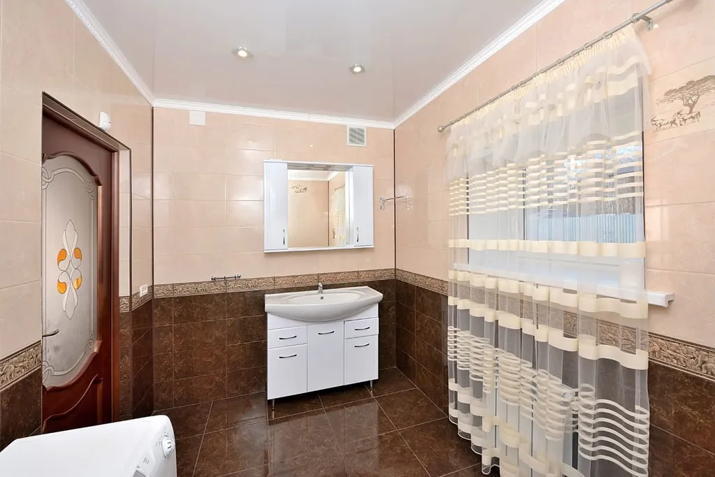 Большой, уютный семейный дом