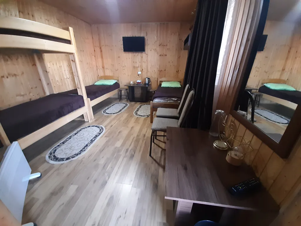 Коттедж Домик 4-местный бюджетный 9 — Архыз