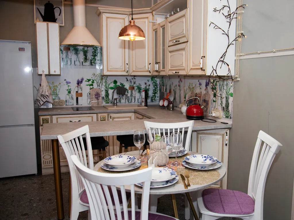 Коттедж Домик в стиле прованс с видом на бассейн — Сойкино