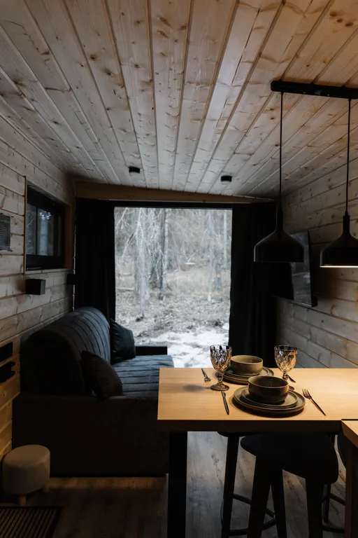 Коттедж с красивым видом из окна