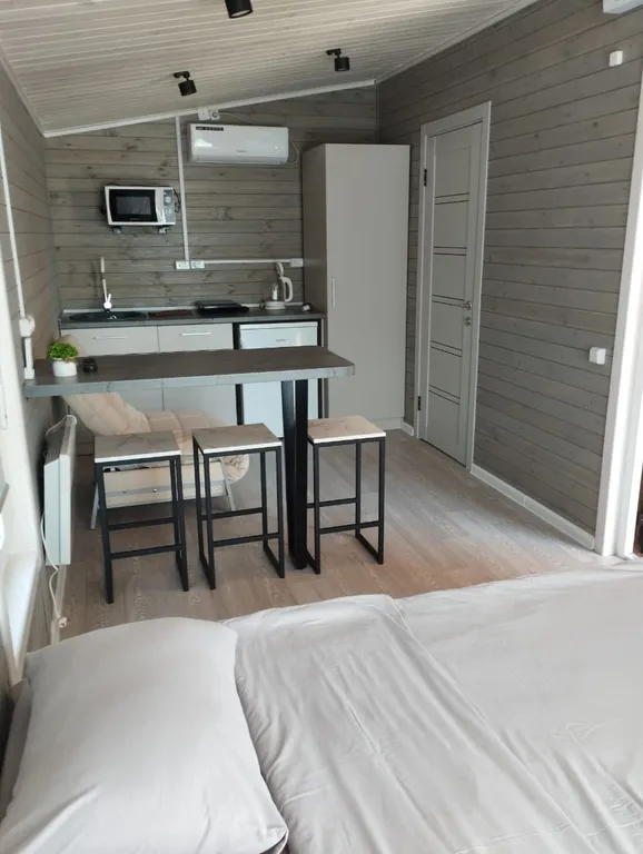 Гостевой домик номерной с бассейном