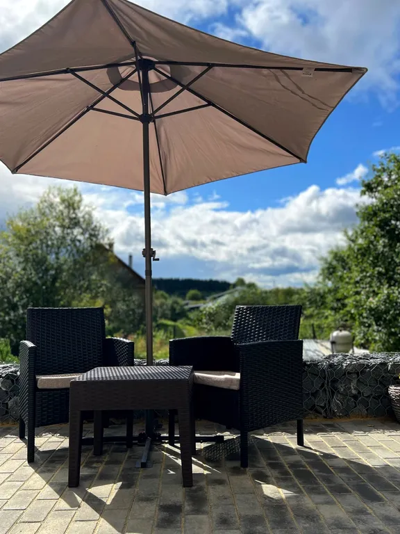 Домик у озера