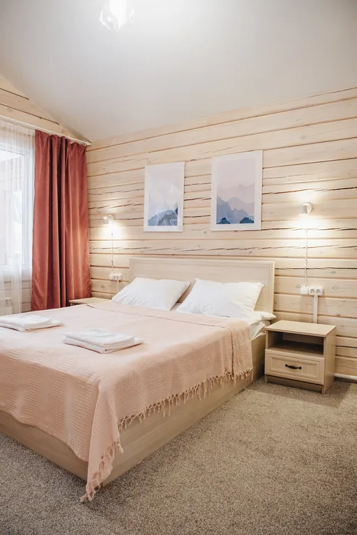 Коттедж на большую компанию близко от подъёмника