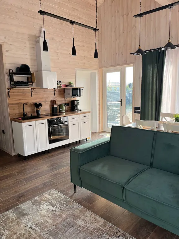 Коттедж Загородный дом у воды — Лопотово