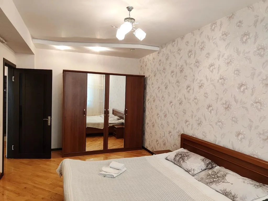 Квартира возле метро Кара Караева