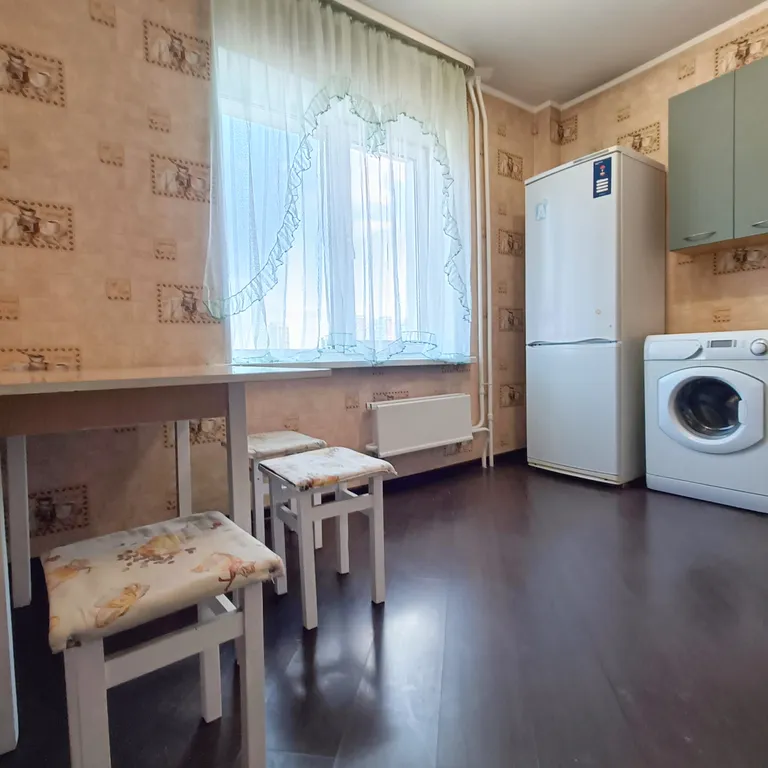 Квартира Двухкомнатная квартира — Новосибирск