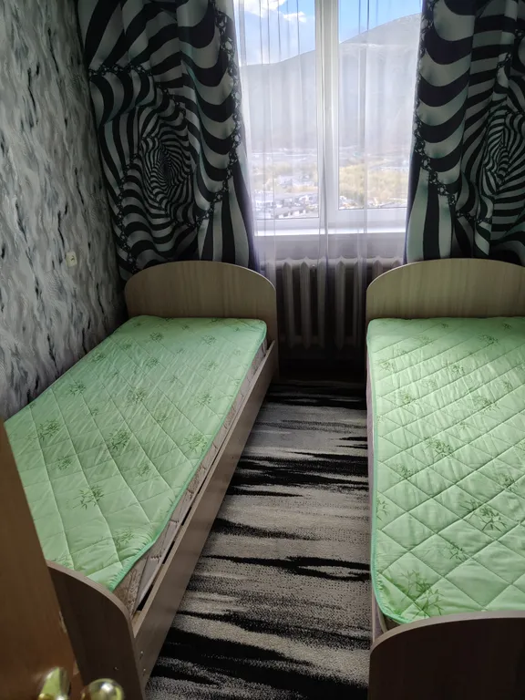 Уютная квартира с видом на горы и озеро