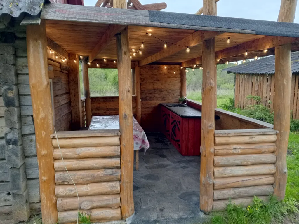 Хуторок у озера