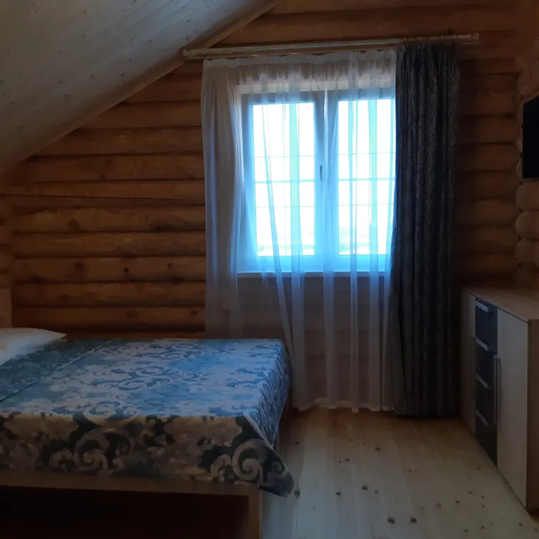 Коттедж Уютный домик со своим двориком — Кучугуры