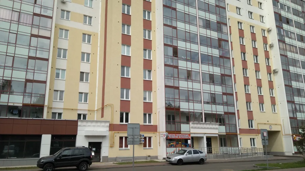 Двухкомнатная квартира возле Парка Победы