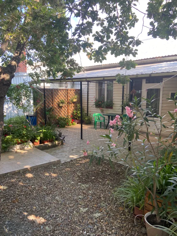 Уютный дом на море