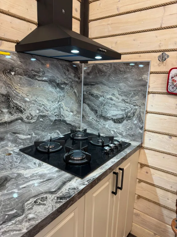 Новый уютный дом-баня с банным чаном у соснового леса