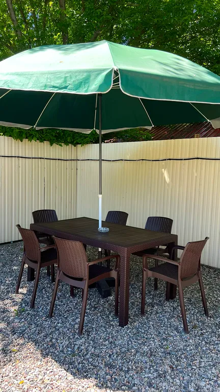 Шикарный дом в центре города с баней и бассейном