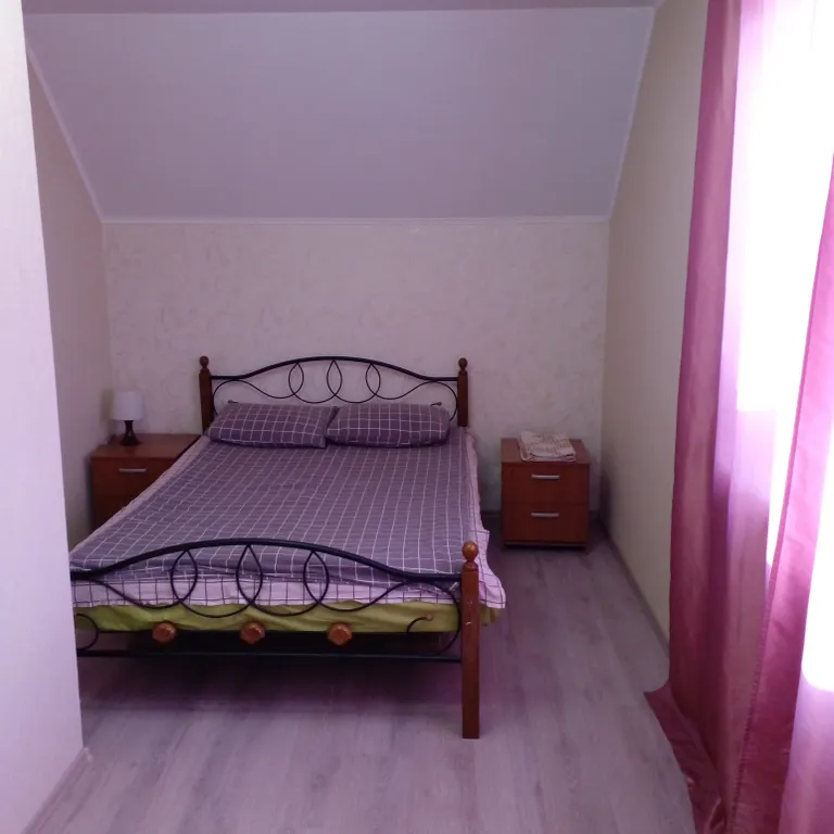 Коттедж Уютный коттедж на берегу реки — Волхов