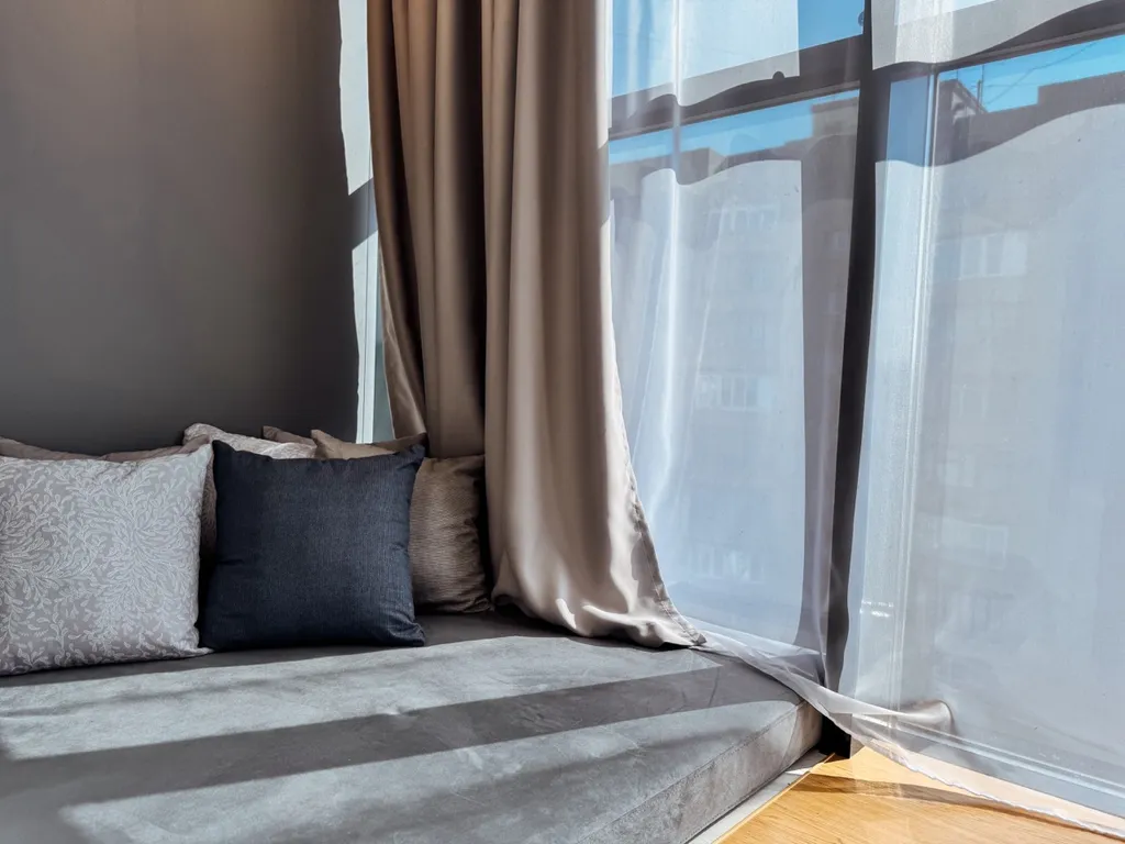 А.В. Апартаменты БЦ Аметист