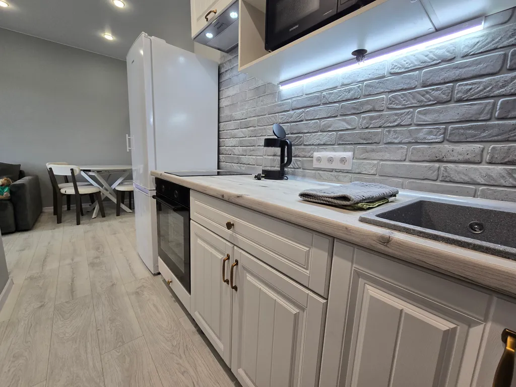 Новая квартира с выделенной спальней