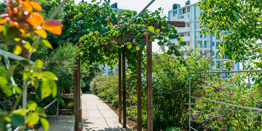 Евро-двухкомнатные апартаменты в ЖК Ришелье Шато с бассейном