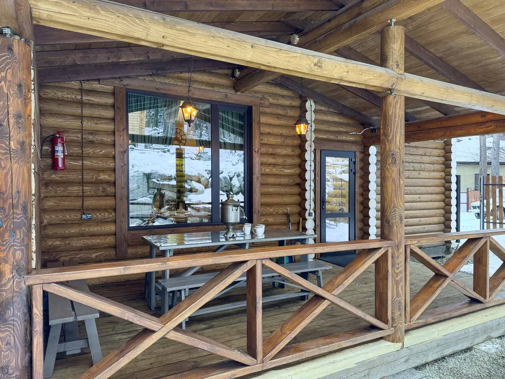 Жилой дом из сруба