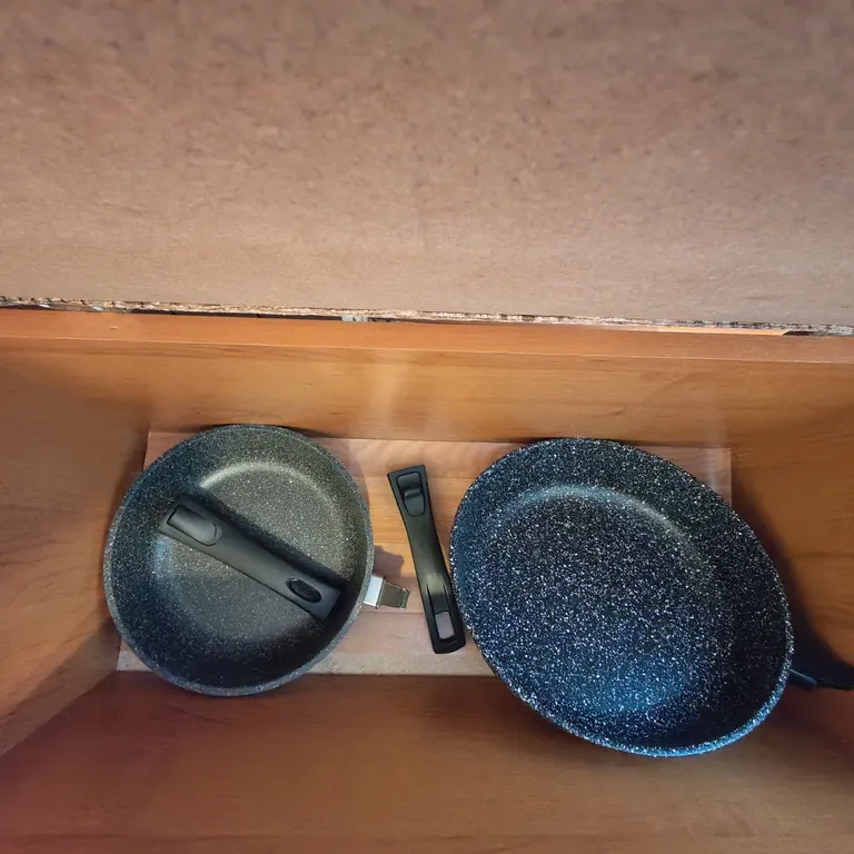 Квартира Бюджетная квартира "Дёшево и СерДЕЧНО". — Кировск