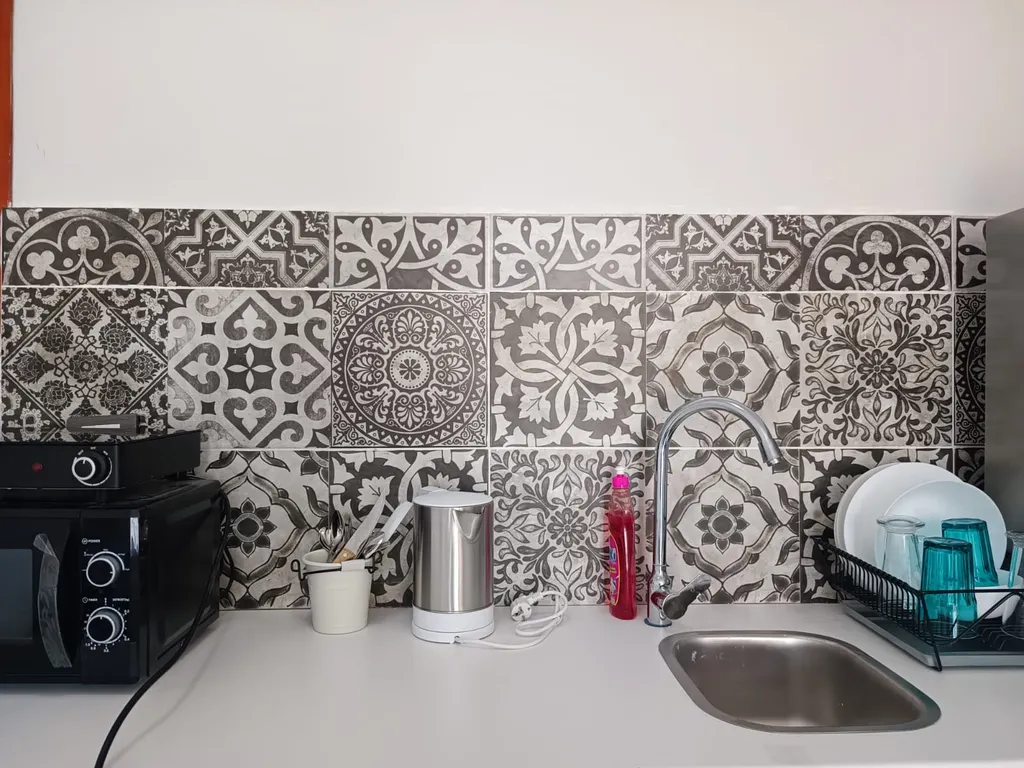 Квартира-студия с собственной террасой в 500м от моря