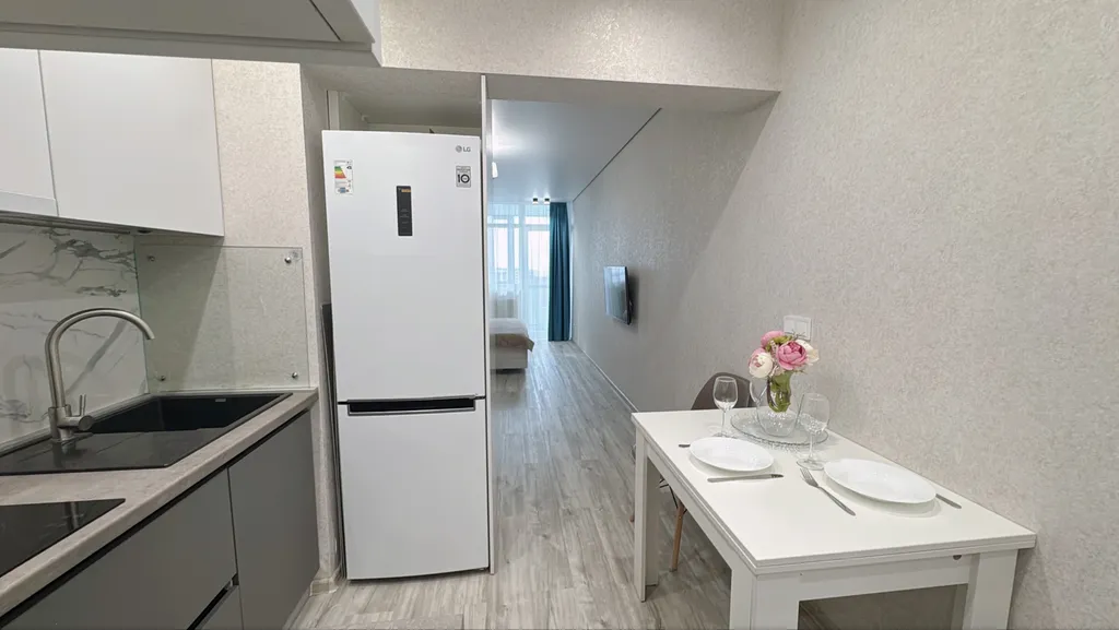 Квартира Квартира Уютая с видом на море, с балконом, бассейном на территории ЖК — Адлер