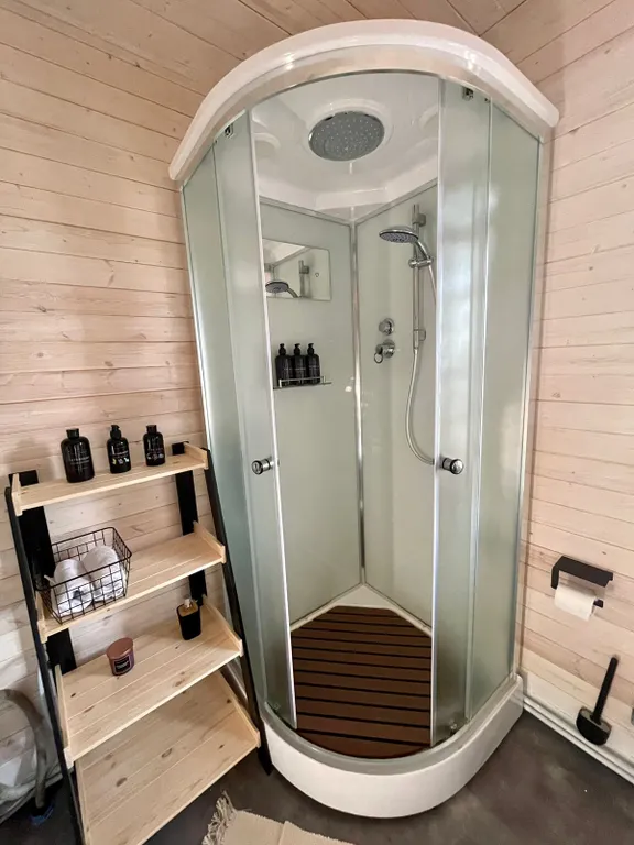 Коттедж Уютный дом у реки — Белоозёрский