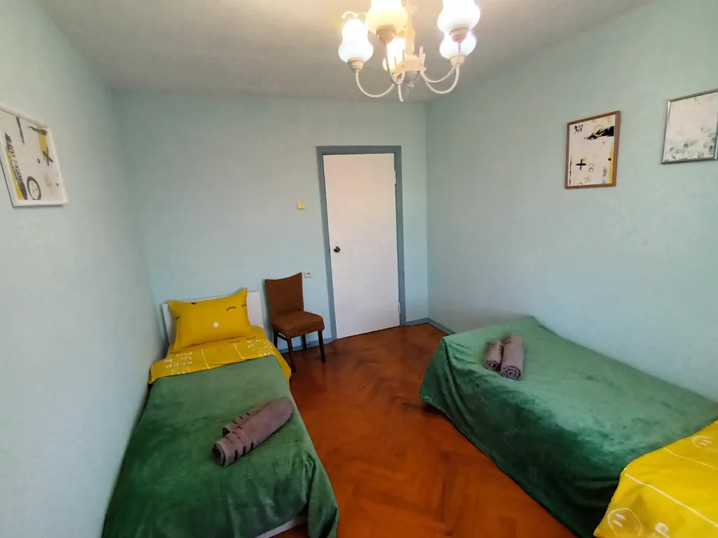 Просторная трехкомнатная квартира (7 гостей 6 спальных мест)