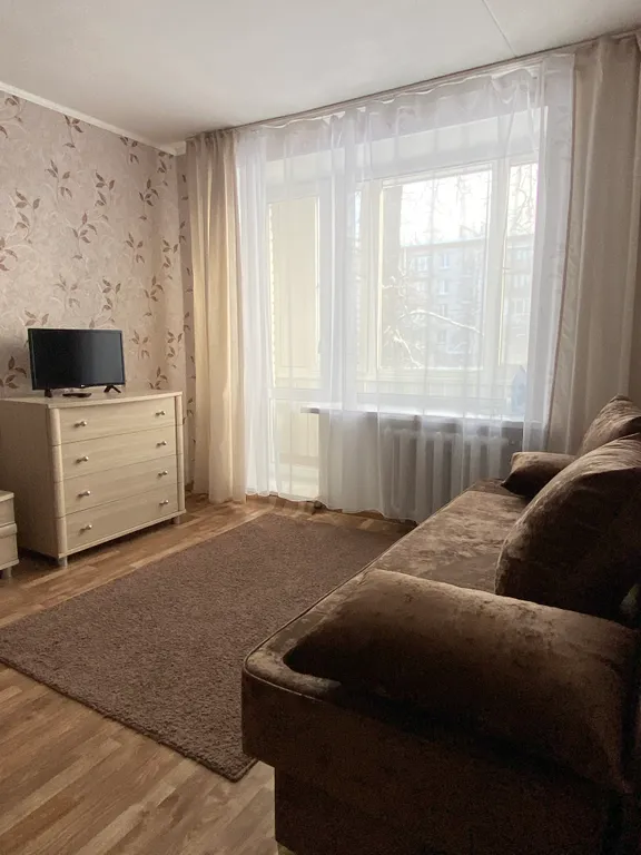 Недорогая удобная квартира в центре Петергофа — аренда посуточно в Петергоф