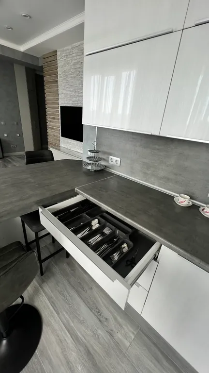 Квартира люкс у моря с видом на горы