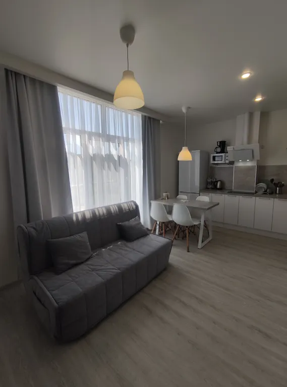 Белый дом у Черного моря