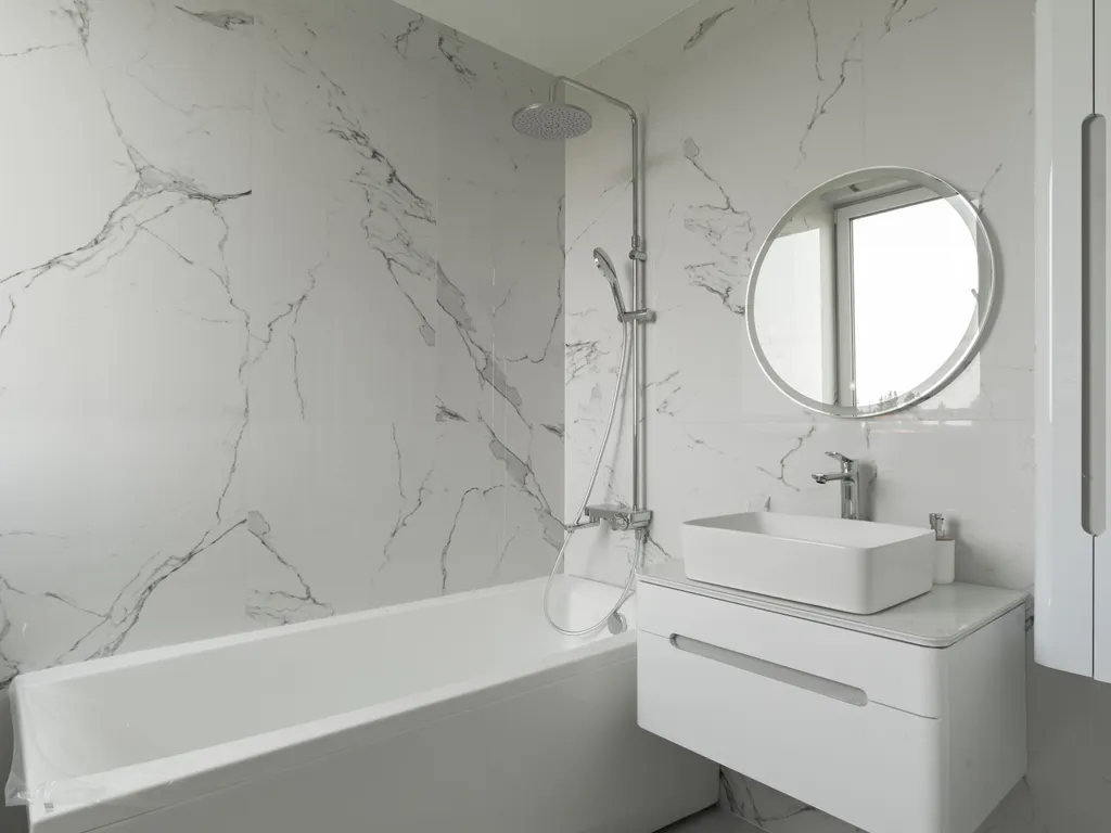 Коттедж Стеклянный дом на берегу Мичуринского озера возле склонов для катания — Мичуринское