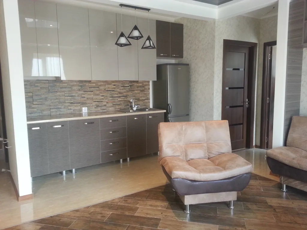 4-комнатная Квартира