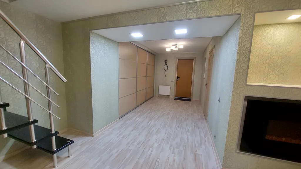 Большая уютная квартира с видом на море