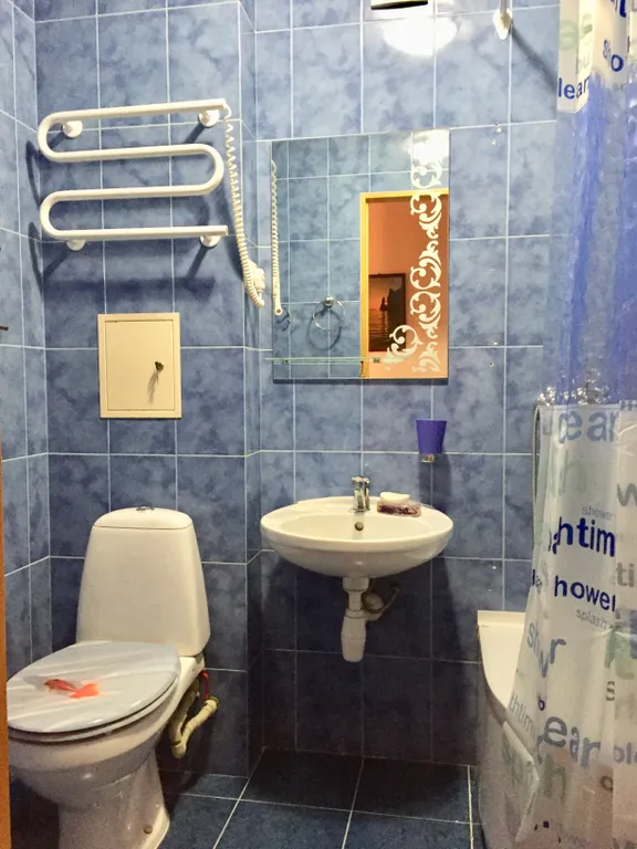 Трёхкомнатная квартира с видом на горы и с индивидуальным двориком