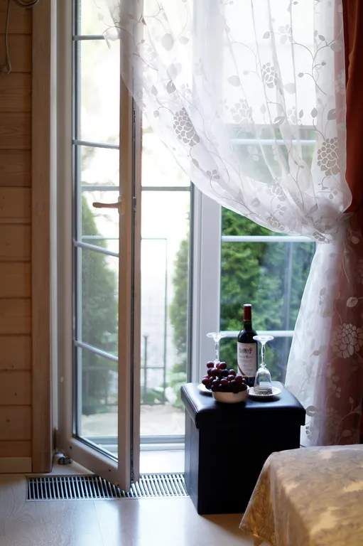 Woodroom: простор для семьи  в Доме  на Итальянском 9