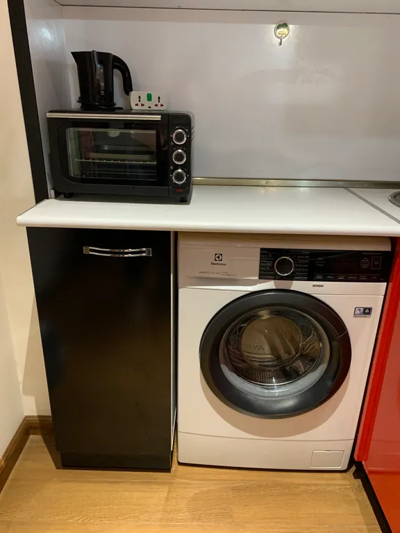 Студия с панорамными окнами